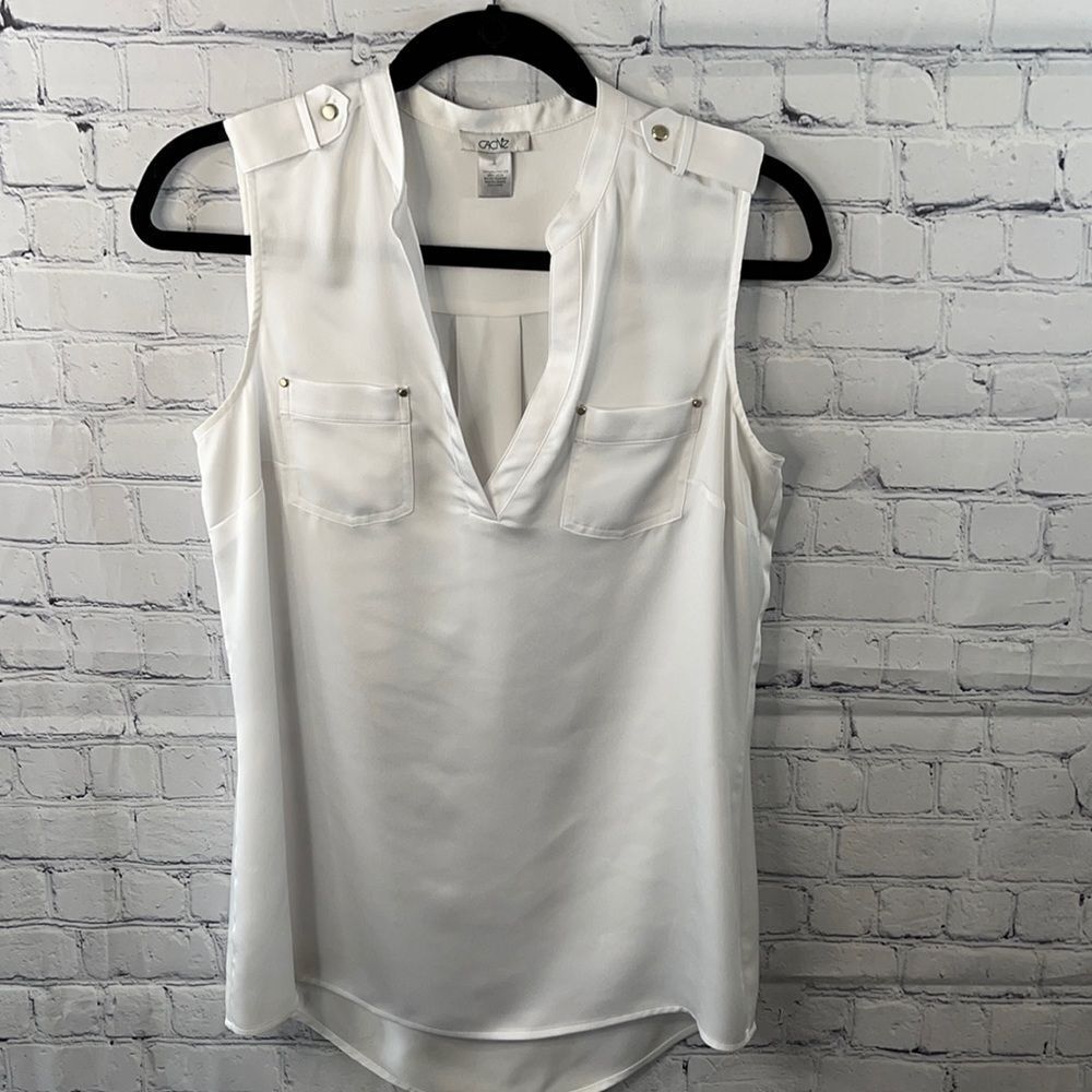 🌼 Cache White Silky Tank - Size Small - Excellent Condition
